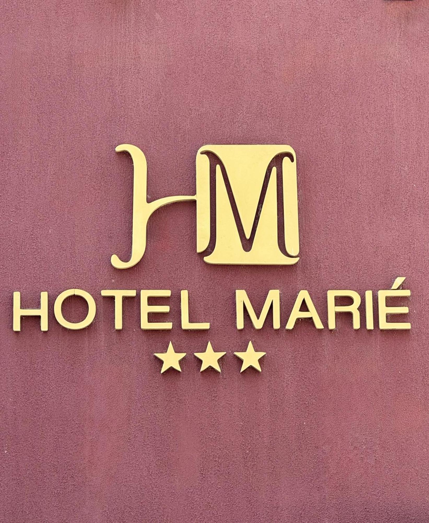 Marie Hotel